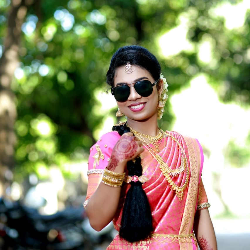 LACHU LADIES BEAUTY PARLOUR MANNARKKAD